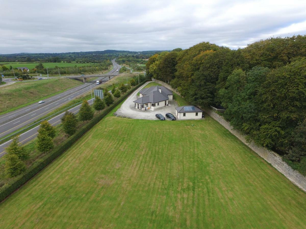 Moorepark West House Fermoy Extérieur photo
